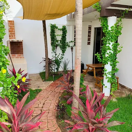 Nice House With Private Garden, Griller - Enclosed